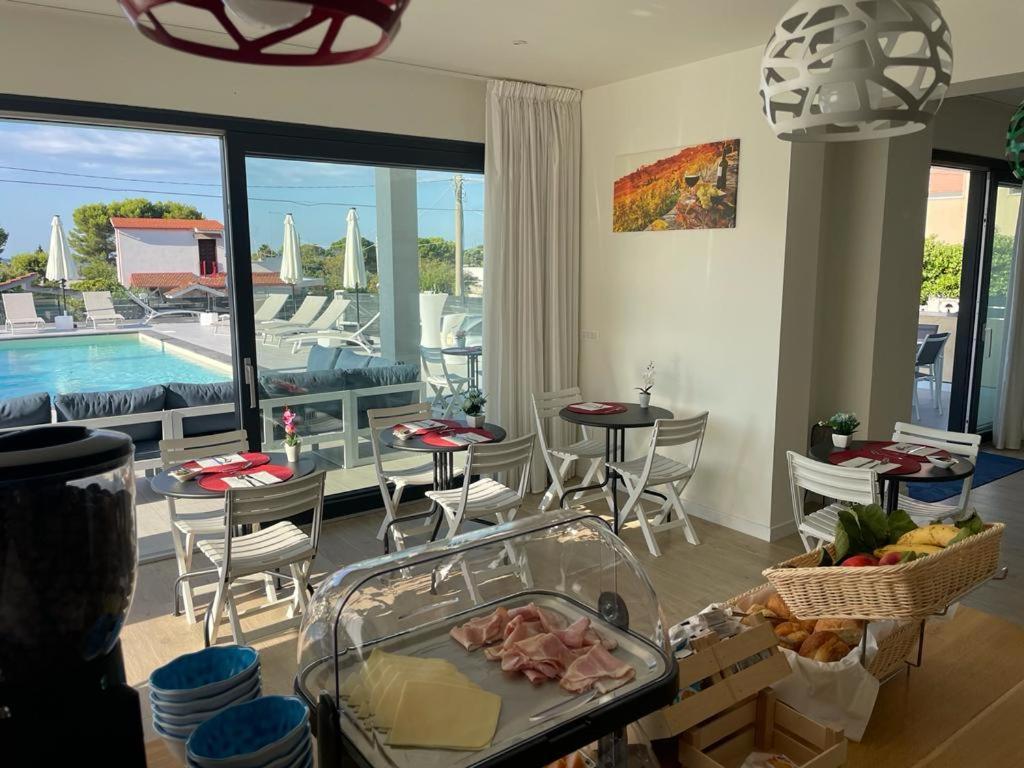 Divina Perla Bed & Breakfast Pulsano Ngoại thất bức ảnh